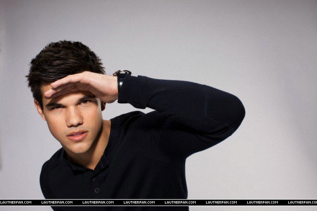 Outtakes From Taylor Lautner's SNL Photoshoot