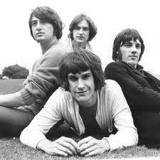 Kinks: Sunny Afternoon.