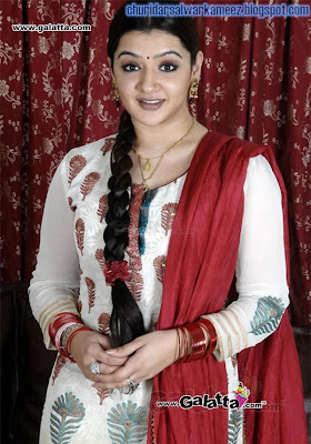 Actress Aarti Agarwal in White Printed Salwar Suit