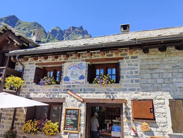 Specialità di alpeggio Crampiolo Bettelmat val d'Ossola