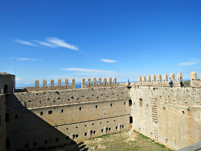 Toroella de Montgrí Castell