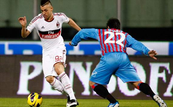 http://acmilanreviews.blogspot.com/2012/11/stephan-el-shaarawy-akan-pertahankan.html