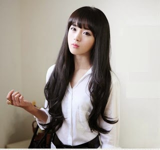 Model gaya potongan  rambut  segi  panjang ala  artis korea  