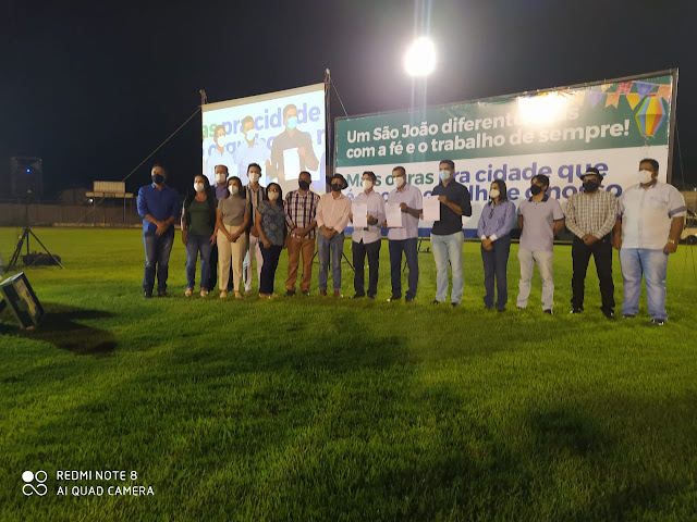 Prefeito Zito assina ordem de serviços para a reformulação total do Estádio Municipal Geraldão 