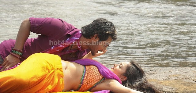 Shanvi Hot Navel Sexy Navel Kiss