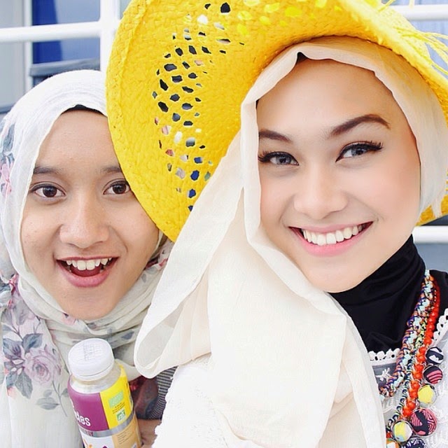  Foto Indah Nada Puspita, Hijaber Fashionable Ala Luar Negeri 2014