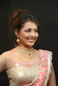 Madhu Shalini new Glamorous photos-thumbnail-25