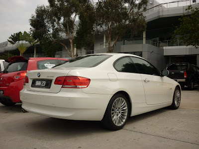 BMW 320i Coupe