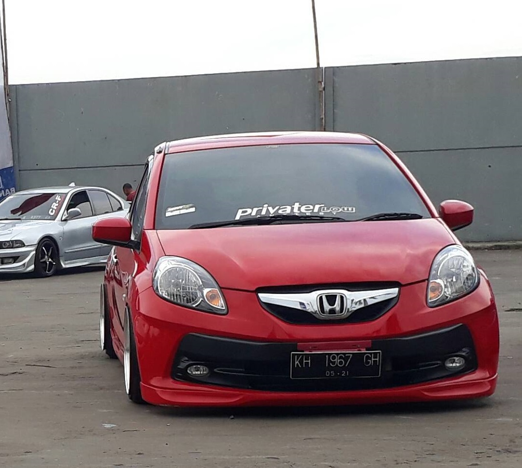 Photo Modifikasi Mobil Honda Brio Warna Merah Modif Mobil