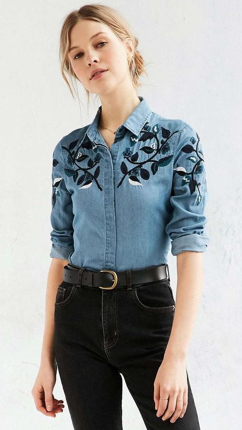 cute outfit idea : embroidered shirt + black jeans