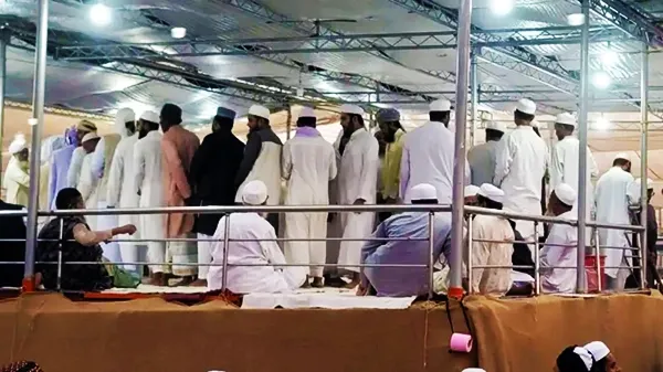 টঙ্গীতে ৬৩ যুগলের যৌতুকবিহীন গণবিয়ে - ইসলামী শরিয়াহ অনুসারে