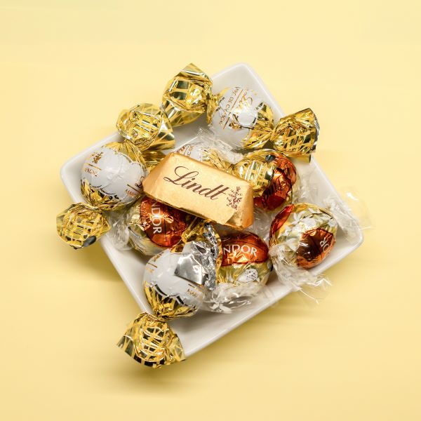 Lindt chocolate Image