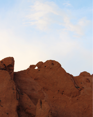 kissing camels at garden of the gods