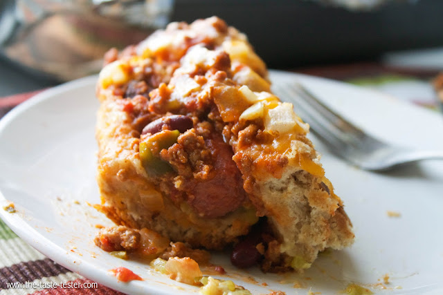 Oven Baked Chili Dogs-- an easy weeknight dinner! www.the-taste-tester.com