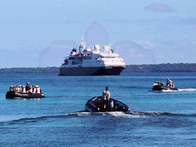 Kapal Pesiar MV. Silver Discoverer Kembali Kunjungi Pulau Matakus