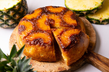 BOLO DE ABACAXI DELICIOSOS E FÁCIL