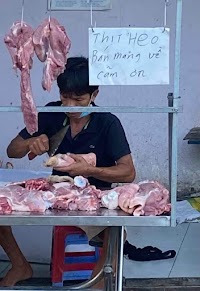 Thịt heo bán mang về 😆
