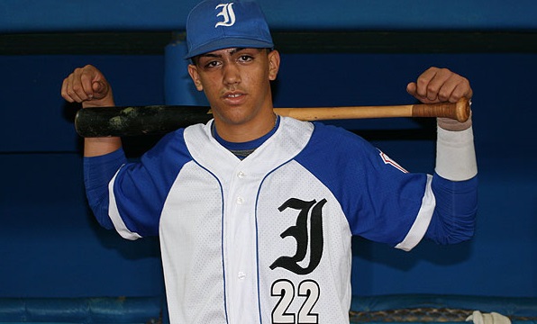 Miguel Antonio, hijo del mítico número 20 de los equipos Industriales, nació en noviembre de 1999, jugó en Industriales y hoy está contratado con los Dodgers