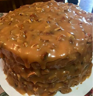 Pecan Praline Cake