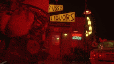 gif les fesses de Sheri Moon Zombie