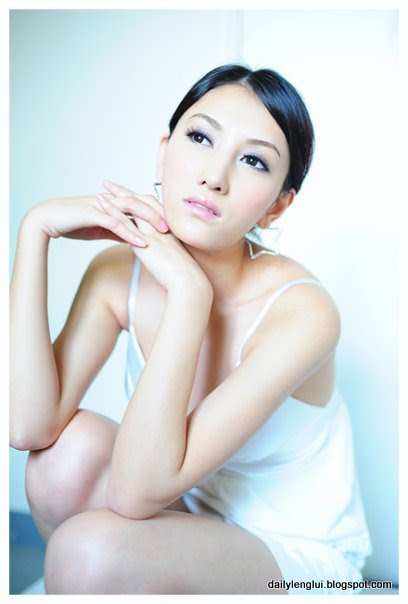 Cat Chan 陈雅丝 Cat Chan 陈雅丝