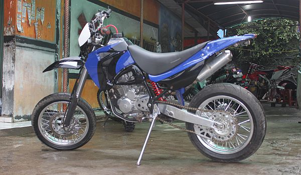 Scorpio Modif Supermoto 2012 Gambar Modifikasi Motor 