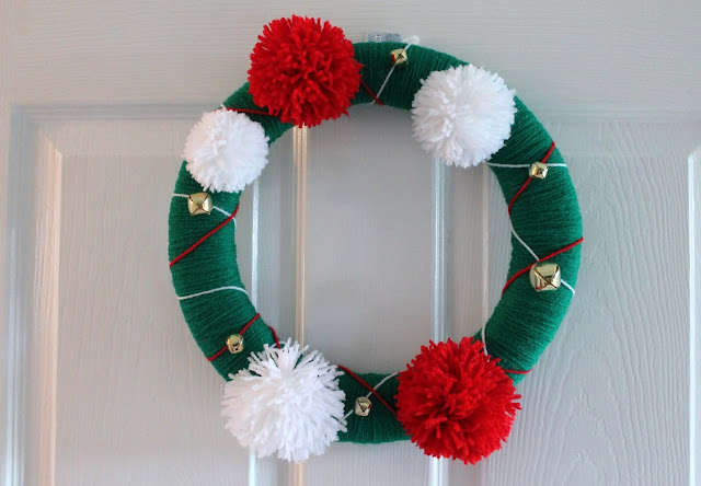 Homemade Alternative Wool Christmas Wreath Pom Poms