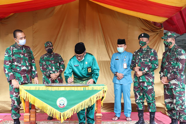 Hadiri Serah Terima Karya Bhakti Korem Wira Pratama, Sekda Ajak Masyarakat Bersyukur