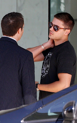 Zac Efron out for his CAA Meeting Photos
