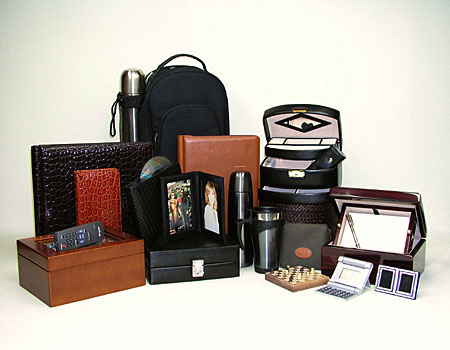 items for corporate gifts singapore