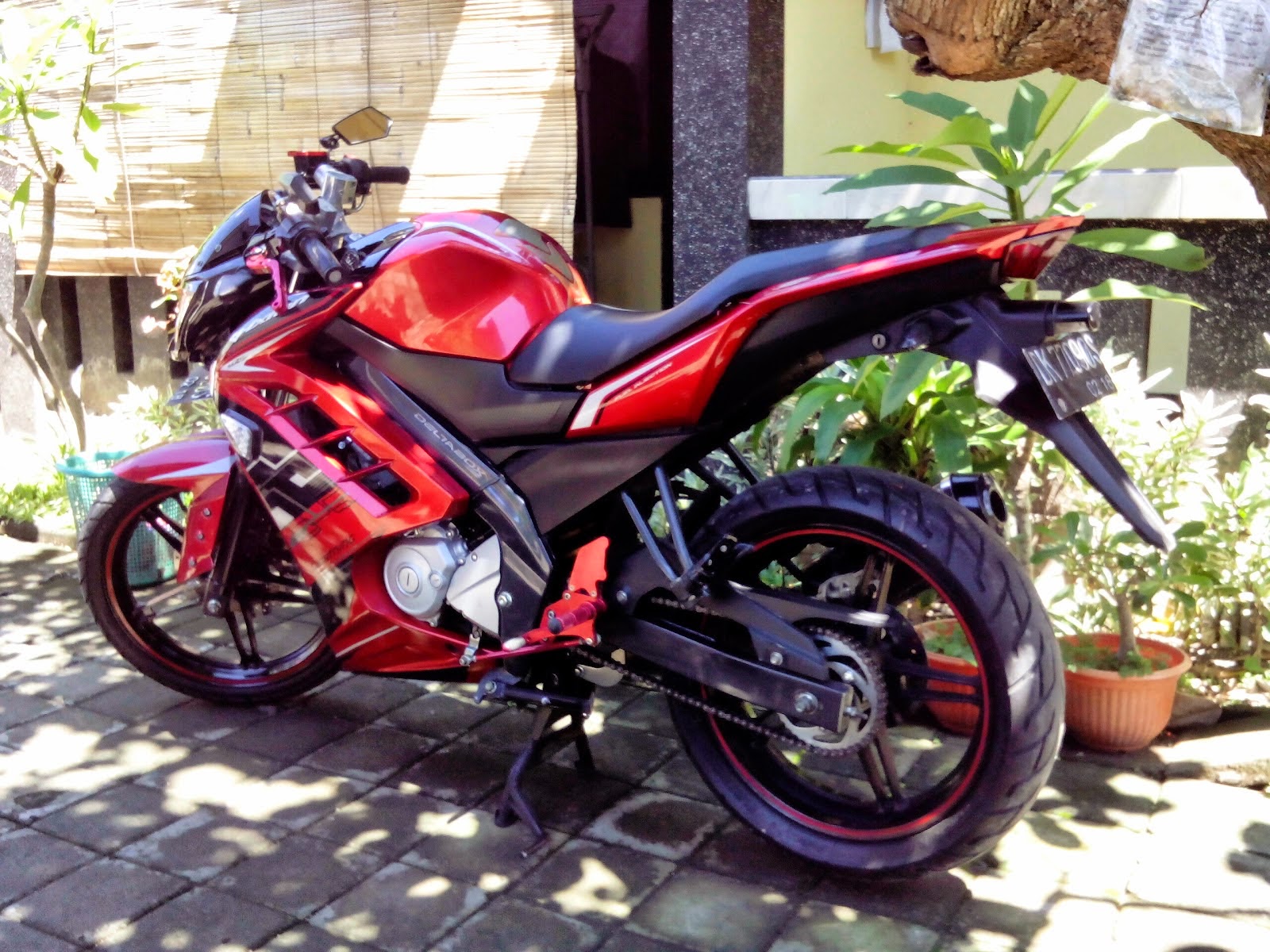 Koleksi Modifikasi New Vixion 2013 Warna Merah Terbaru Pojok