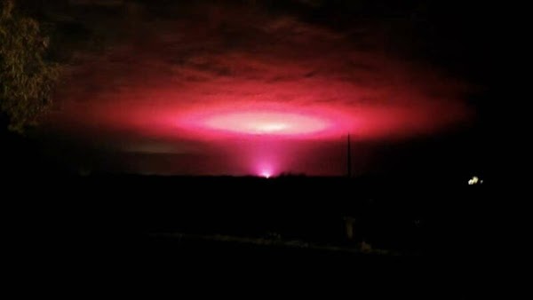 El cielo se pinta de rosa intenso en Australia, pobladores creían que era el fin del mundo, así fue el horrible momento