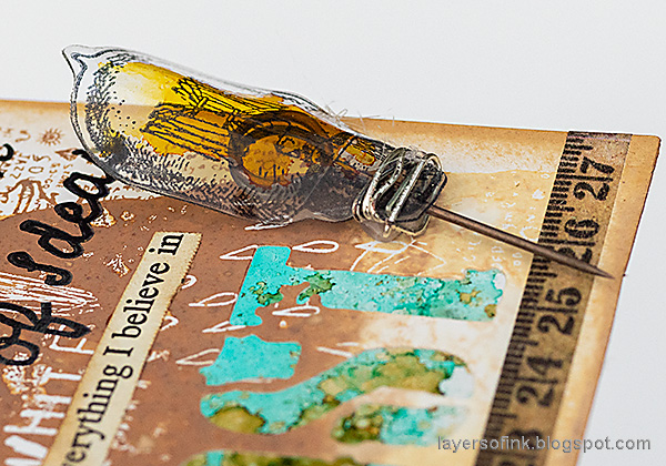 Layers of ink Sherlock Holmes Tag Tutorial by Anna-Karin Evaldsson. Faux light bulb.