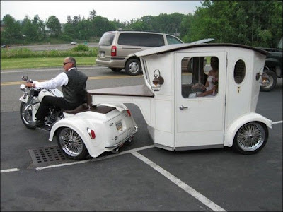 Limousine-wedding-bike