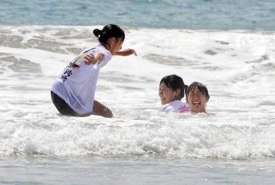 JAPAN-NUCLEAR-ACCIDENT-ENVIRONMENT-SURFING