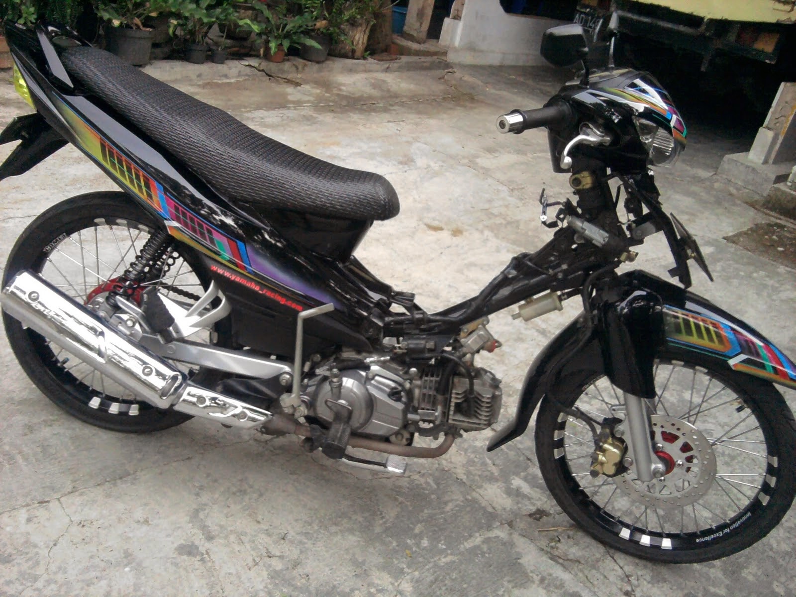 Modifikasi Motor Jupiter Z