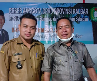 Kepala Desa Mungguk, Abang Irwandi dan Anggota DPRD Provinsi Kalbar, Muhammad