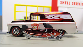 hot wheels  snowmobile holiday
