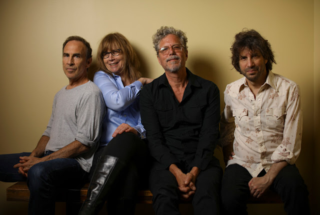 The Jayhawks a partagé leur nouveau single "This Forgotten Town"