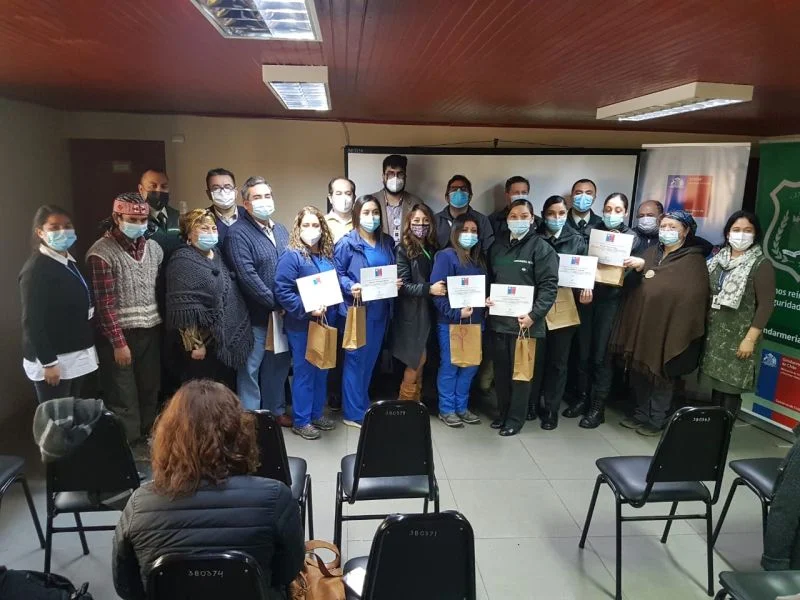 Funcionarios de Gendarmería de Osorno se certificaron en Salud Intercultural