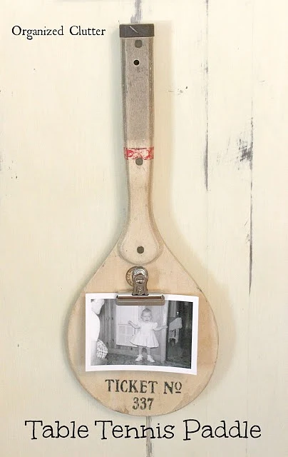 Ping Pong Paddle Photo Holders #upcycle #repurpose #photodisplay #stencil