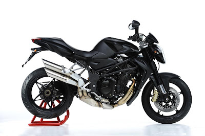 2011 MV Agusta Brutale 920 First Look 