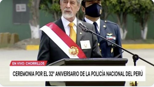 Presidente del Perú Sagasti, saluda a la PNP
