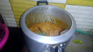Add 1 tsp. kasuri methi to butter chicken, 