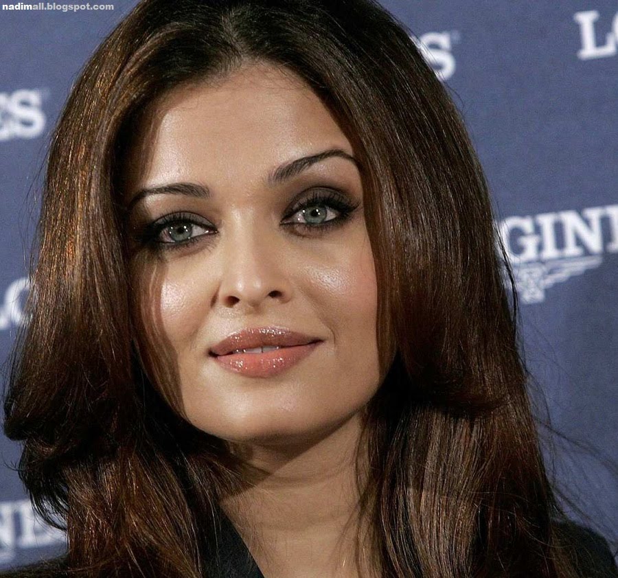 Aishwarya Rai Hot 2010