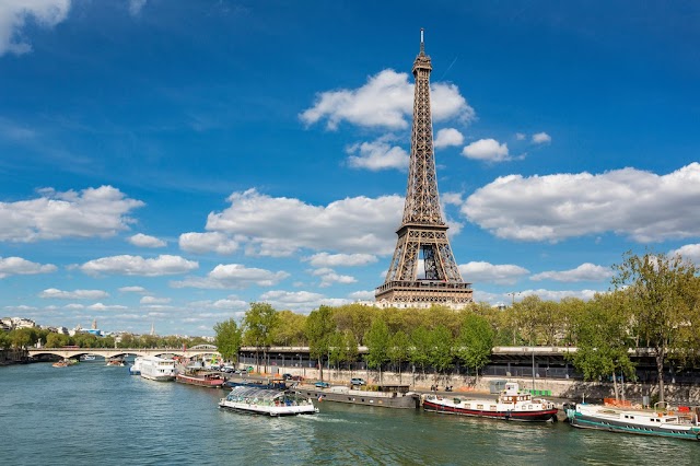 Những địa điểm tham quan nổi tiếng ở Paris (phần 1) 