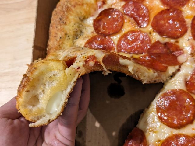 Trying Papa Johns NEW! Garlic Epic Stuffed Crust Pizza! Available for