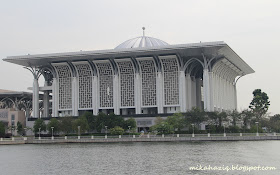 putrajaya mosque