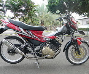 suzuki satria fu nimimalis