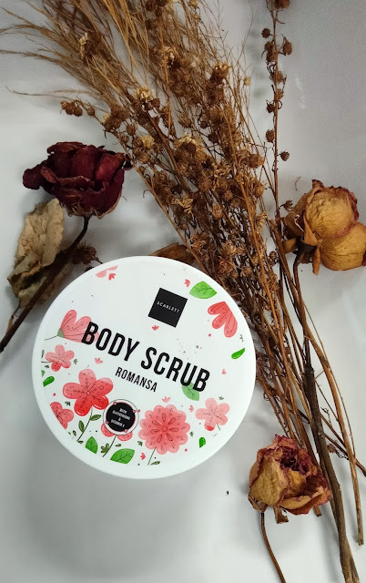 scarlett whitening body scrub Romansa